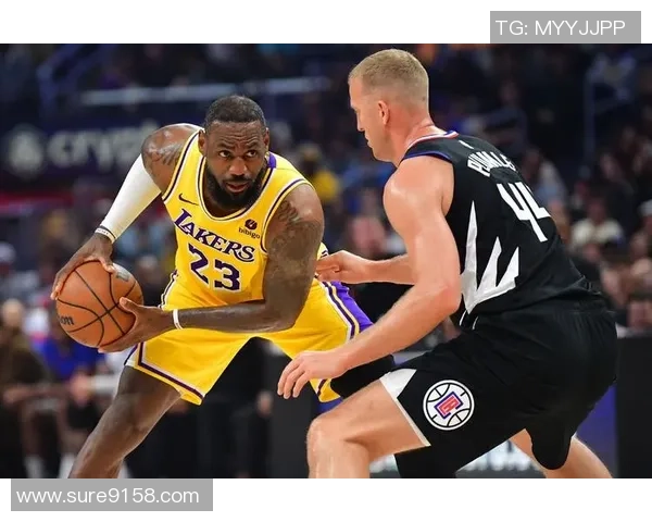 湖人快船季前赛精彩对决全场录像回放尽在此处不容错过